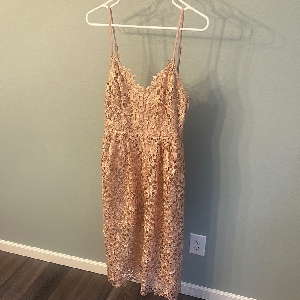 Astr Peach Lace Embellished Midi Dress